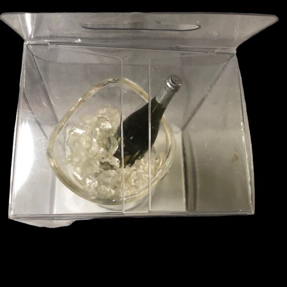 Bottle Stopper for Wine, Champagne,..by Prodyne Made in Taiwan New in Box - Picture 4 of 6